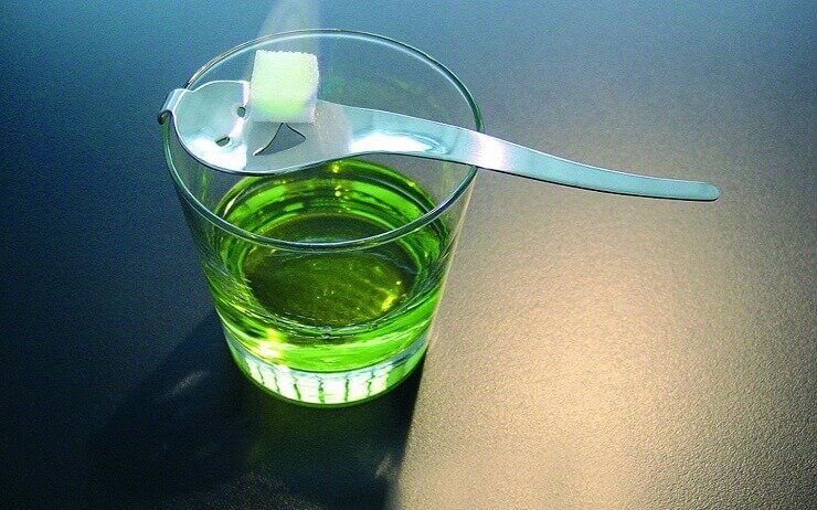 как правильно пить абсент в домашних условиях с сахаром