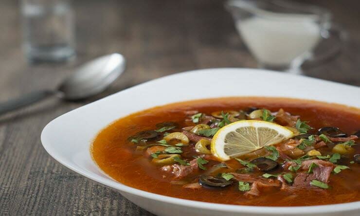 рецепт солянки мясной сборной классический